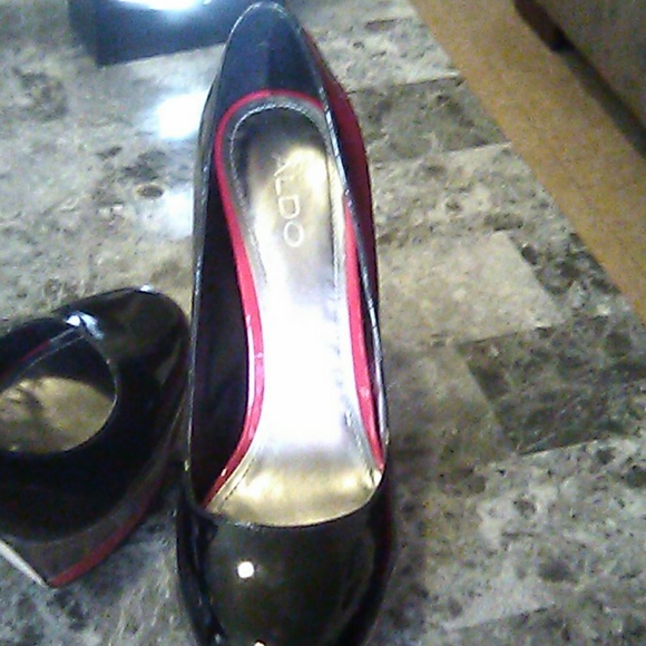 Shoes - Picture 2 of 2